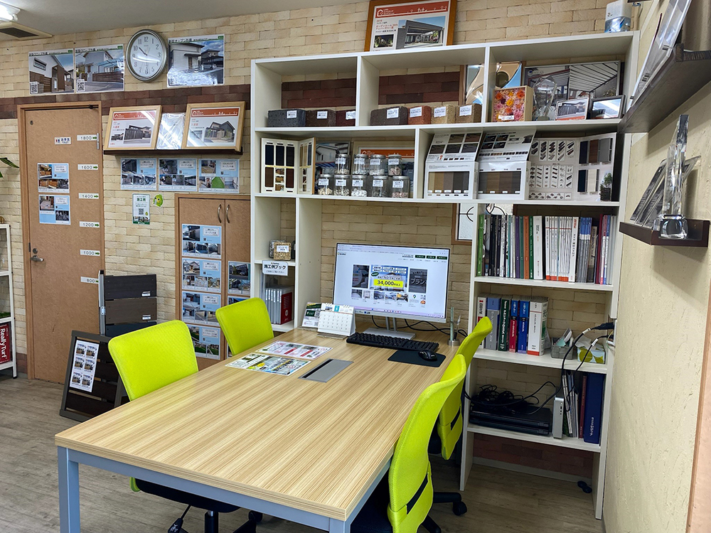 ファミリー庭園大阪店　店内　お打ち合わせスペース02