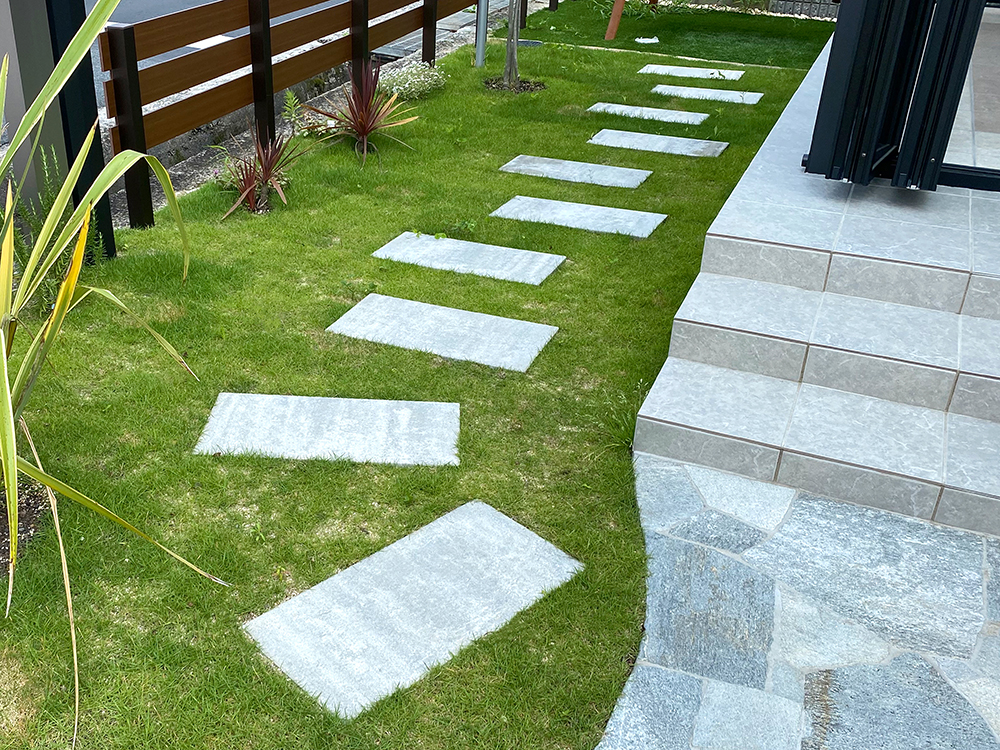 ファミリー庭園奈良店　展示　ユニソンリビオ