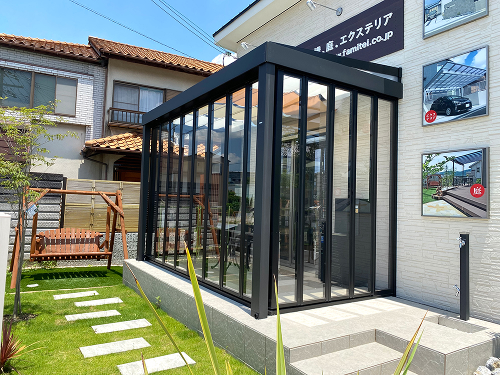 ファミリー庭園奈良店　展示　LIXILガーデンルームGF