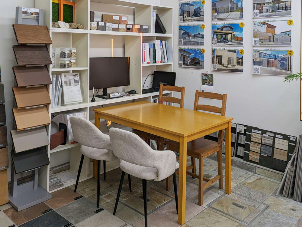 ファミリー庭園滋賀店　店内　打合せスペース01