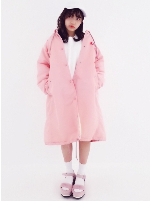 4342599-4265234-14.__%e2%80%9cstrawberry_milk_cupcake.%e2%80%9d_long_coach_jkt__1