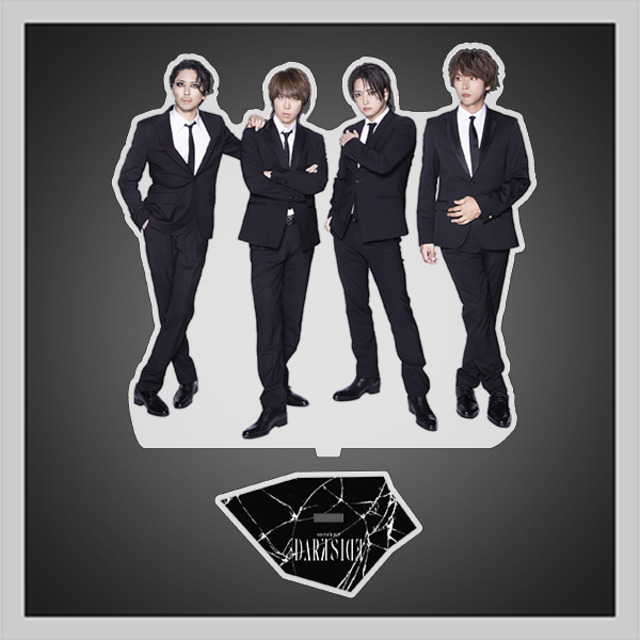 4656624-4_id-s_stand