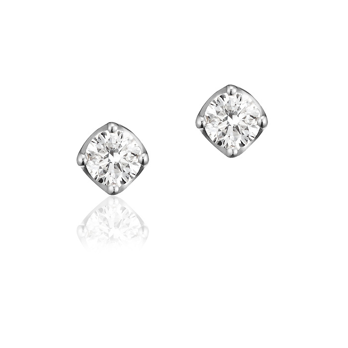 4℃ピアス