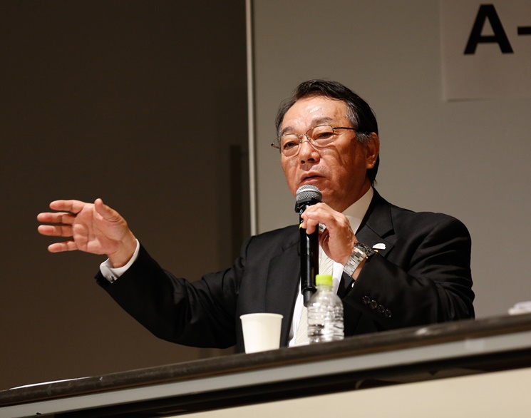 働き方改革実践のためには、トップのリーダーシップが必要
