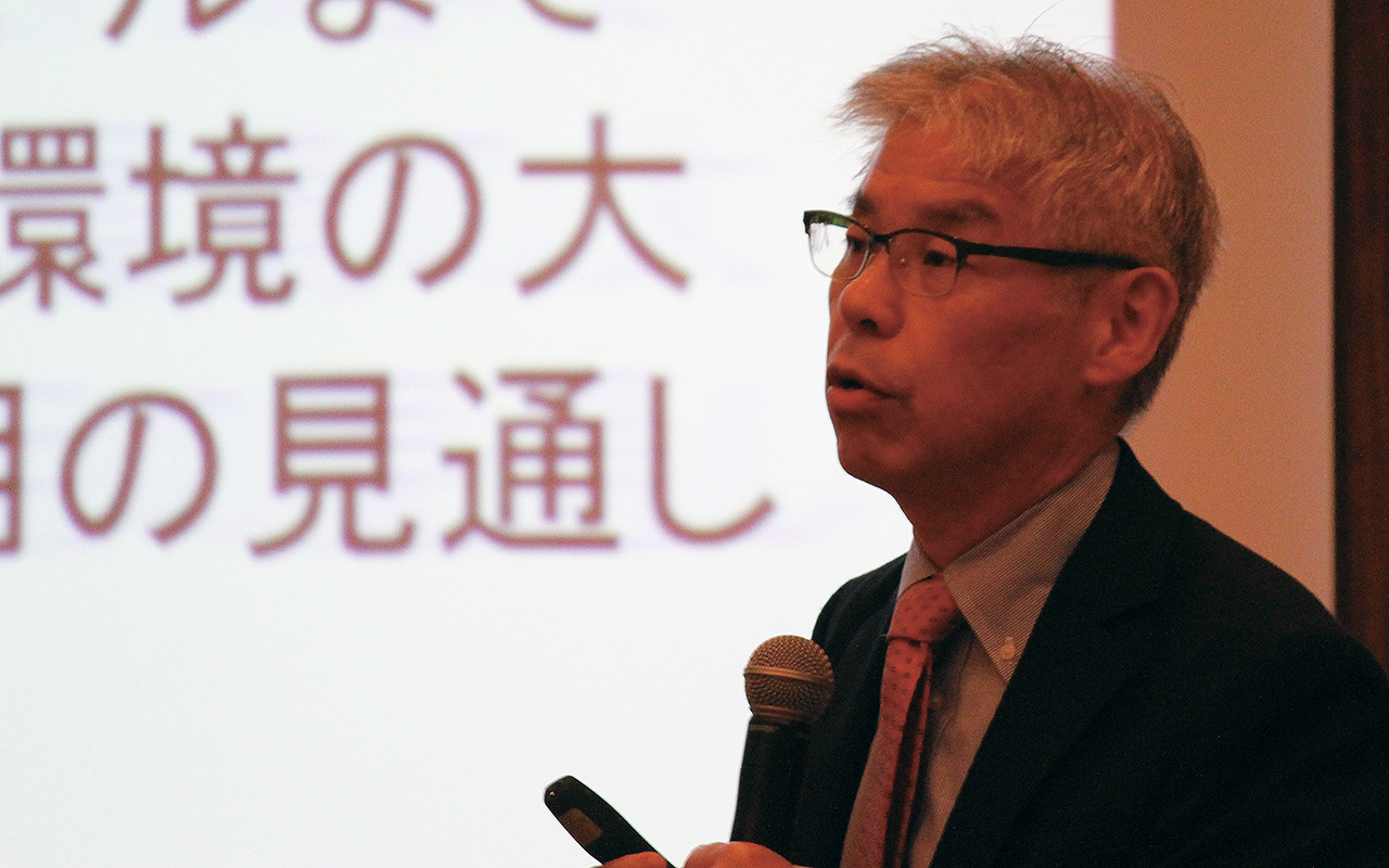 ミドルの半分が「期待されてない」と考えている