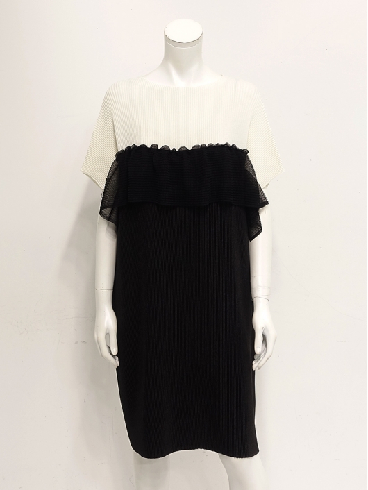 カラーブロックシャトル フリルコクーンワンピース Specchio公式通販 スペッチオ オンラインショップ