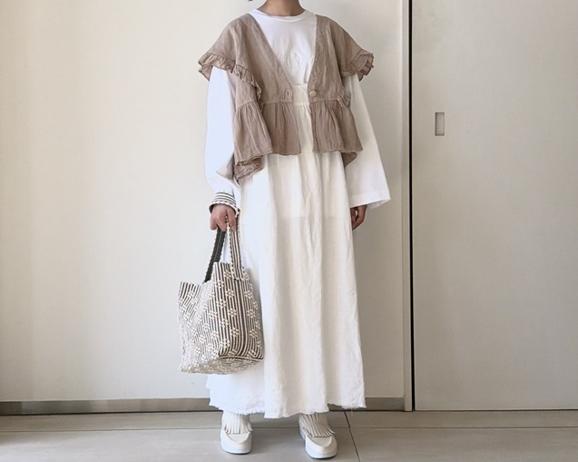 リネンフリルベスト & フレアパンツ ** | KITTE丸の内店 | nest Robe 