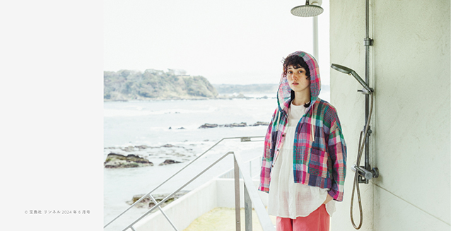 Limited item !】UpcycleLino ギンガムVネックフリルブラウス | ONLINE 