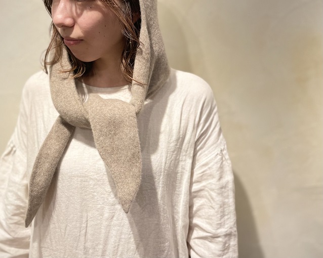 nest Robe ネストローブ　ラムウールフーディマフラー 楽天市場】【美品/2023AW/定価1万】ネストローブ nest Robe