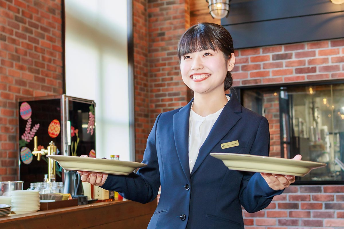 ホテルレストランサービススタッフの仕事