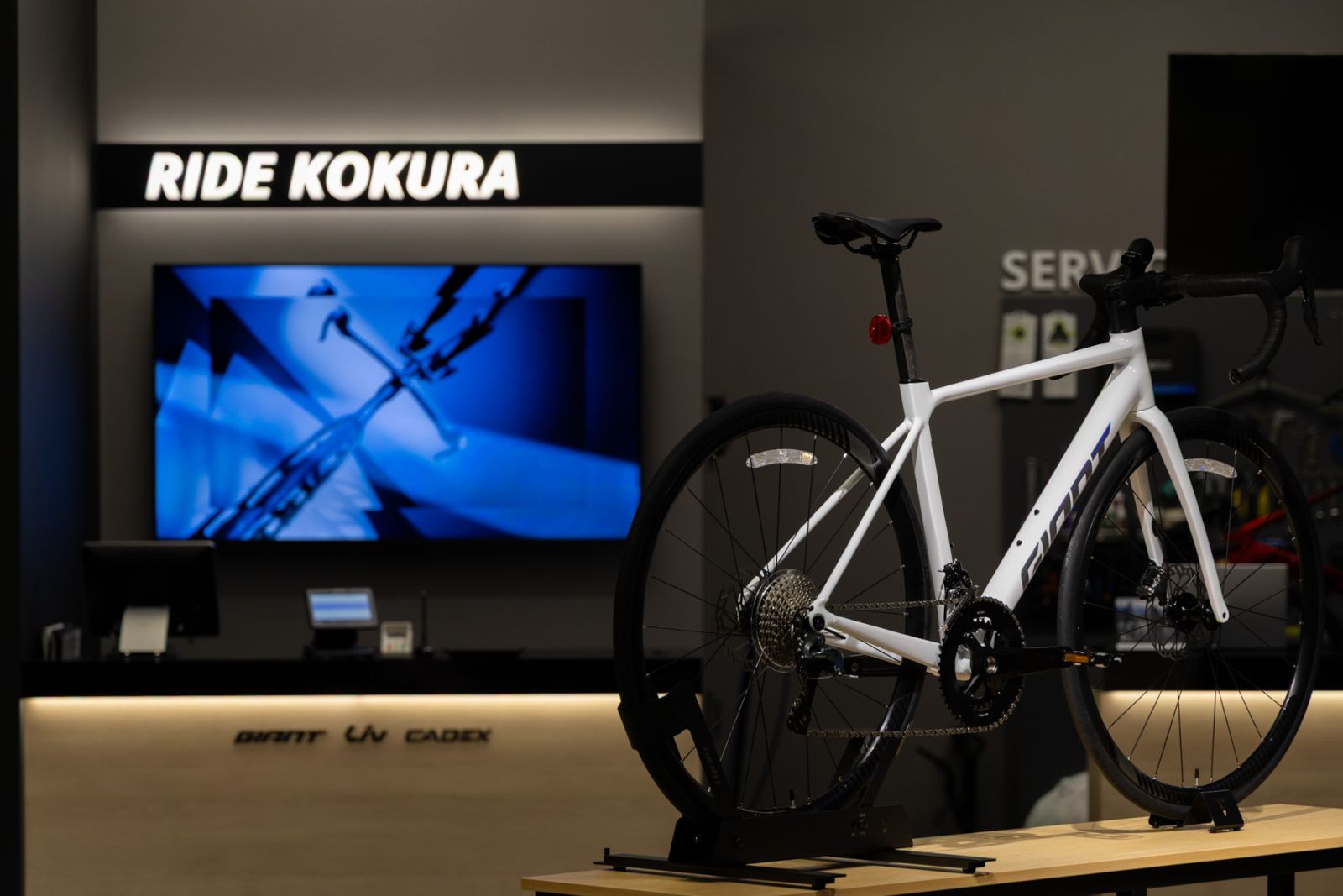 自転車店舗スタッフの仕事