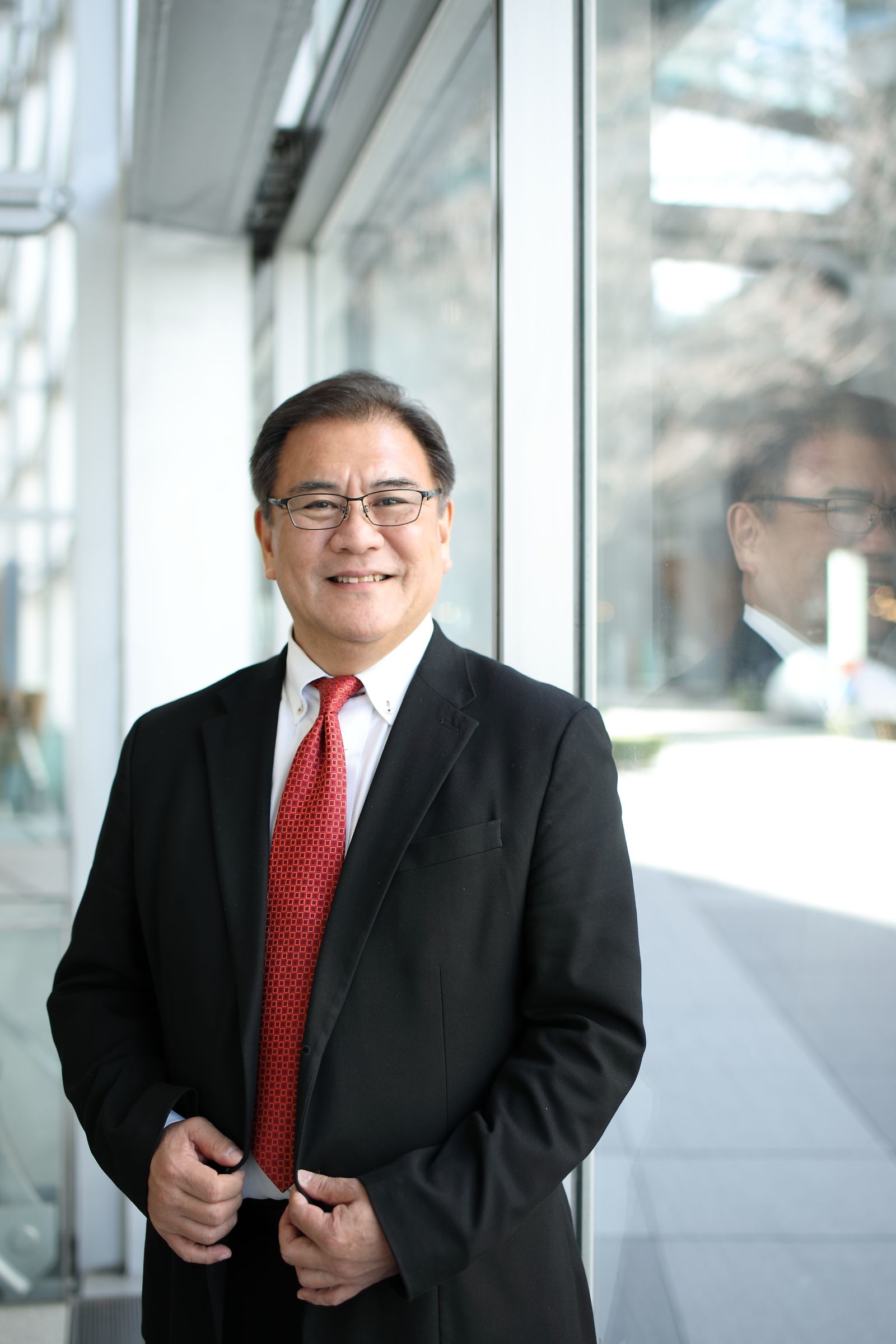 山口 英基 氏