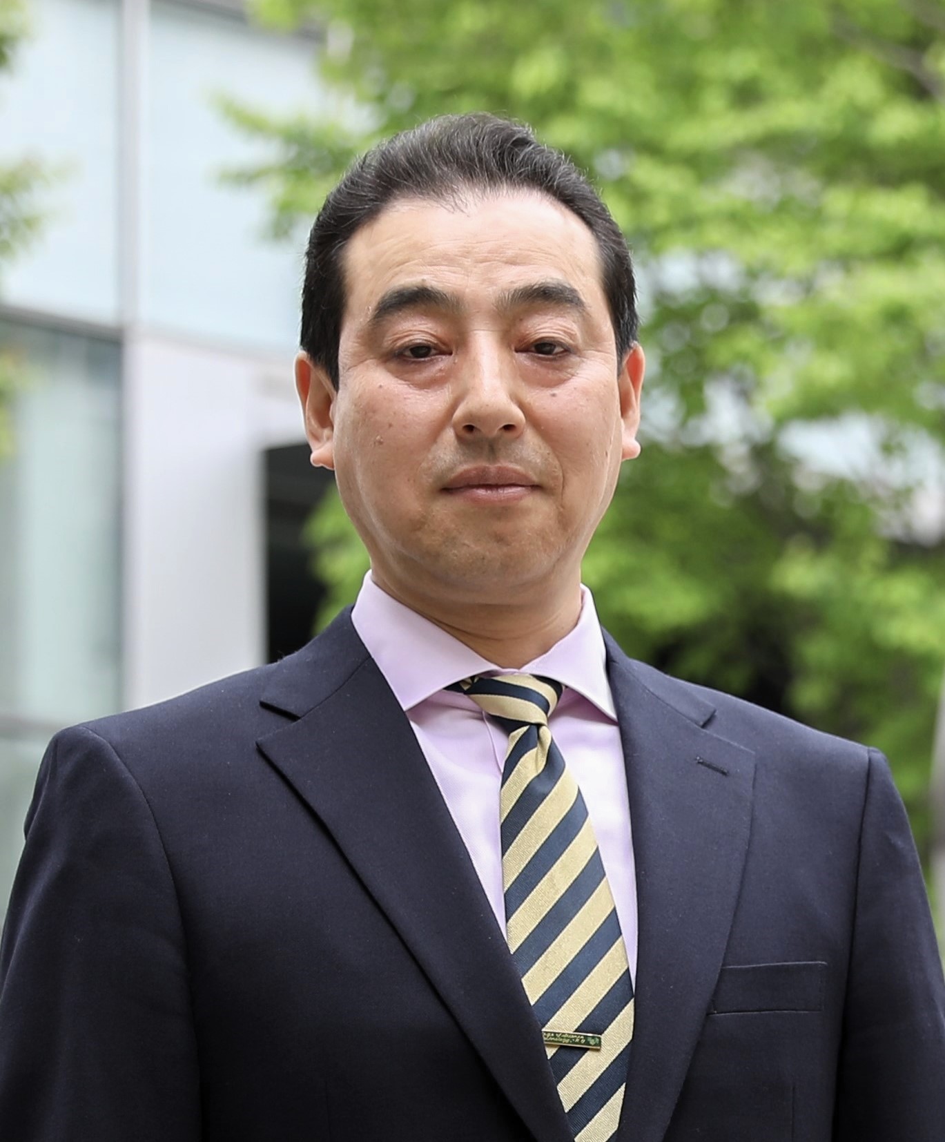 山口 英基 氏