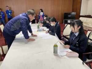 本番前にアナウンーに指導してもらいました
