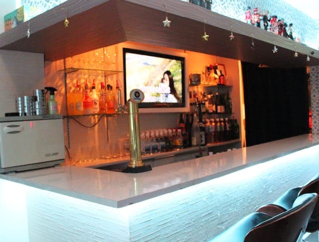 Girls Bar SHINE(シャイン)TOP画像1