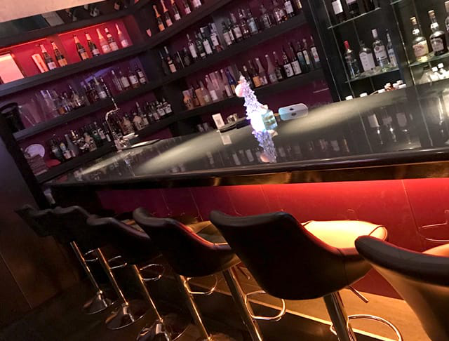 Girl's Bar Carino(カリーノ)TOP画像1