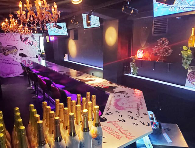 girls cafe & bar Nine Deuce(ナインデュース)TOP画像2