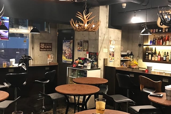 Cafe & Bar WANTED!!! 〜ウォンテッド〜TOP画像3