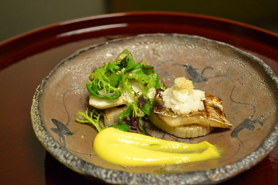 Gion Matayoshi image 3 - Full view