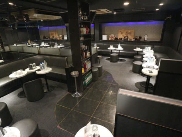 Queen Baccarat(クイーンバカラ)TOP画像1