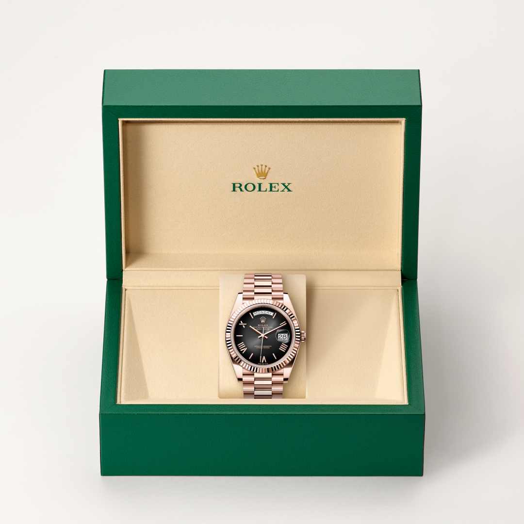 Rolex Day-Date腕錶18K永恒玫瑰金款，M228235-0055 - 寶鴻堂鐘表