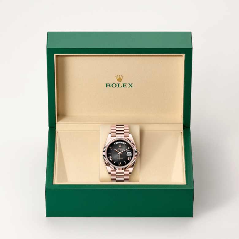 Rolex Day-Date腕錶18K永恒玫瑰金款，M228235-0055 - 寶鴻堂鐘表