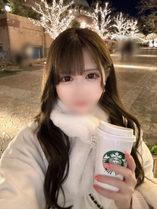 働いている女の子の年齢層を教えてください!のアイキャッチ画像