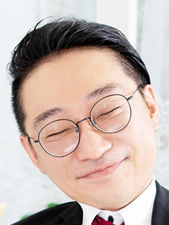 担当くわなさん