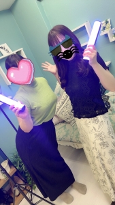 +バックの女性たくさんいます♪のアイキャッチ画像