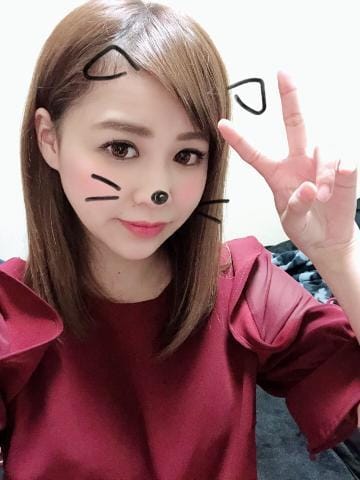 「出勤?(* ? ?* )?20時から予約ありがと!」06/15(金) 19:58 | えれなの写メ・風俗動画