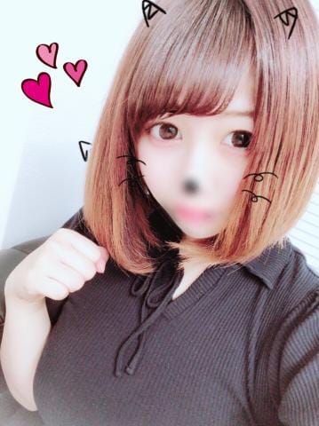 「出勤なう(`・ω・)」08/15(水) 17:34 | ひびき 期待度200%美少女の写メ・風俗動画