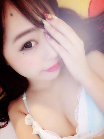 「やほほん❤」08/21(火) 08:37 | てぃあらの写メ・風俗動画