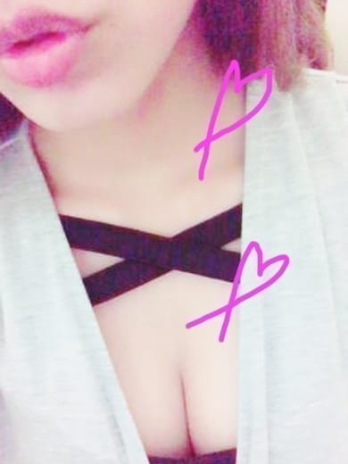 「感謝です。゚(っ゚´ω` ゚c)゚。」08/21(火) 19:01 | 上条 なぎさの写メ・風俗動画