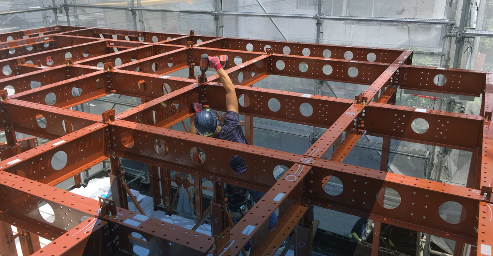 TOP 神奈川県藤沢市で鉄骨工事は株式会社秀政建総まで