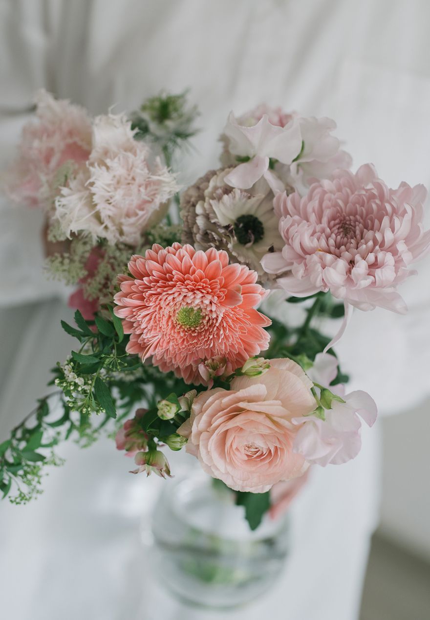 FLOWERの定期便｜季節の花束を【送料無料】でお届け！
