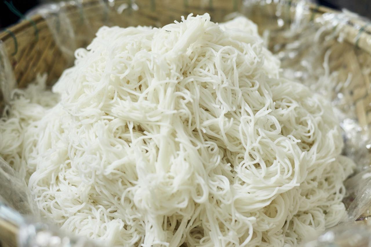 フォーとブンの違いって?ベトナムの米麺のアレコレ | FRaU