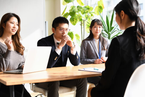 企業研究_面接_逆質問_28卒就活