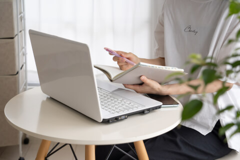 28卒_就活_企業研究_いつから