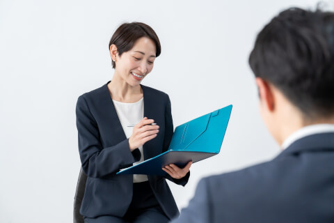 28卒就活_面接官_ES_履歴書_確認
