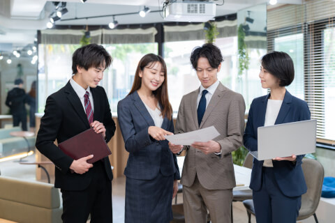 面談後フォロー_会議_体制を整える