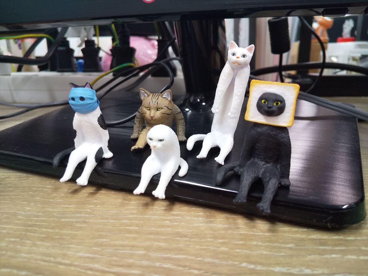 週刊ガチャ215 バズッた猫たちがガチャになって登場 座る変な猫 ゲームドライブ ゲードラ