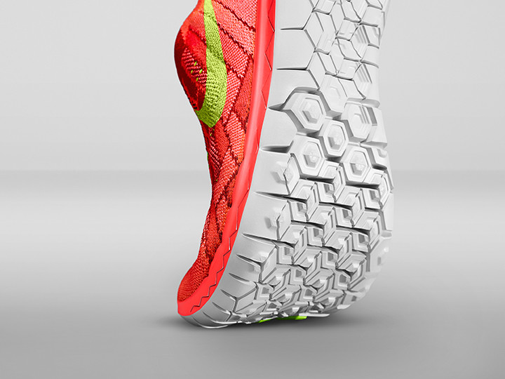 SU15_M_NikeFree_3_0_Flyknit_2_39252