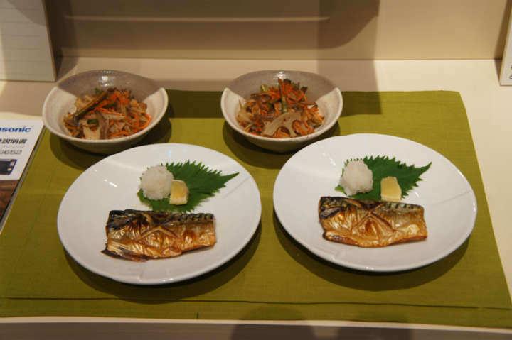 庫内容量26Lながら2段同時調理も可能なスチームオーブンレンジ「NE-JBS652」（7月1日発売予定、予想実勢価格8万5000円）