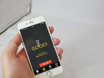 アルコールが検出されないとスマホ画面に表示され、カギが開く