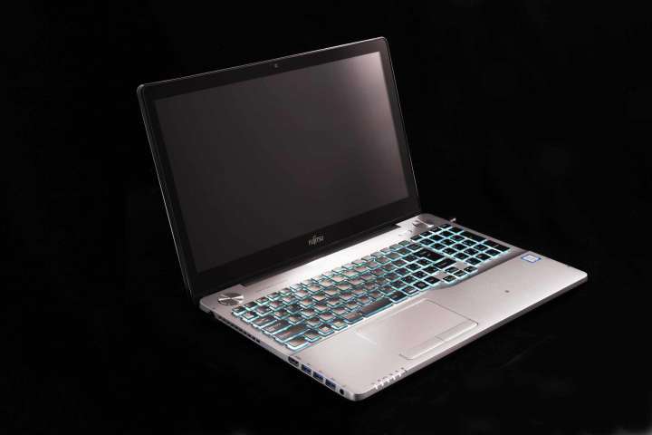 富士通LIFEBOOK グランノート GRANNOTE