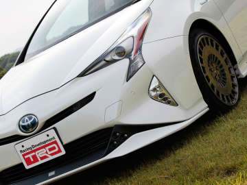 TRD プリウス