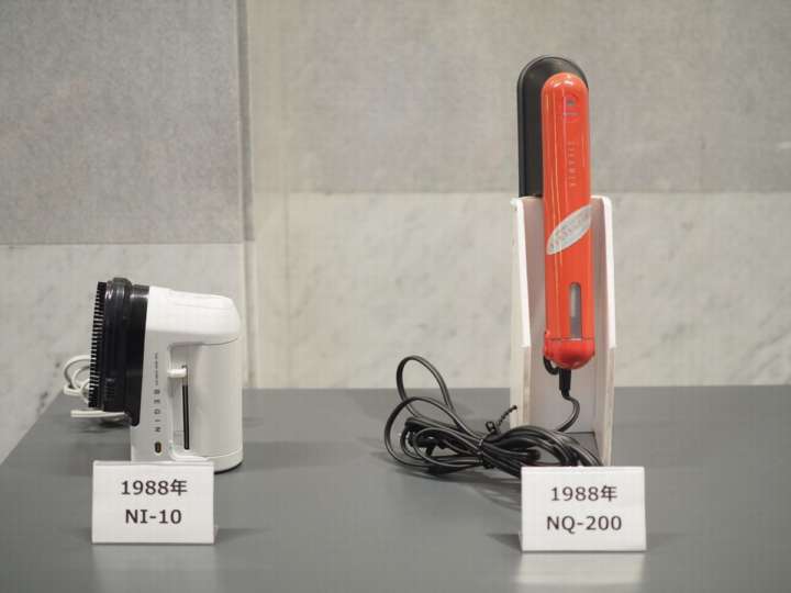 ▲実は出していた、パナソニックの昔の衣類スチーマー