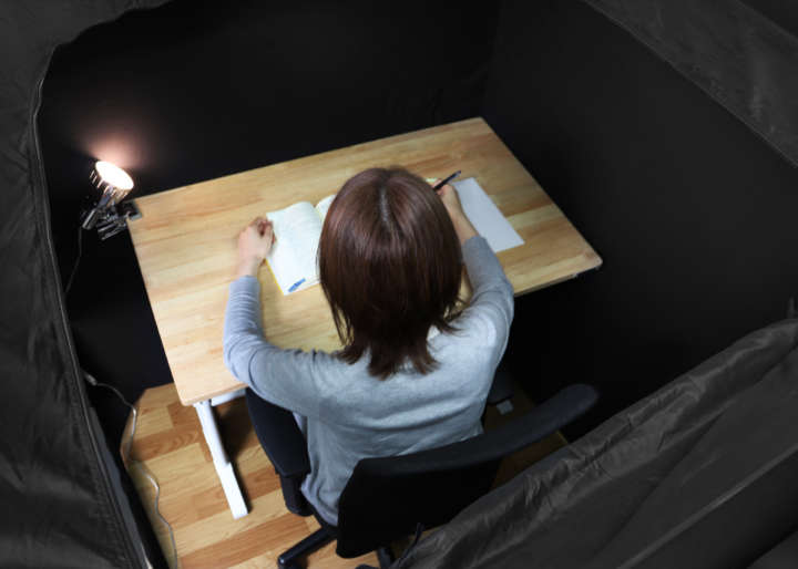 ネカフェ好きなら分かるはず あえて自宅で狭い空間を作れるテント Gp Part 2