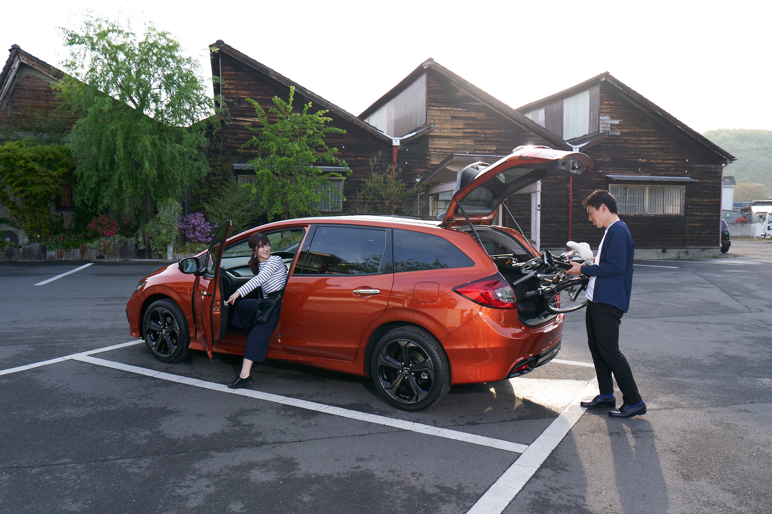Honda JADEと小旅行と #01 −のこぎり屋根の工場と自転車と− &GP