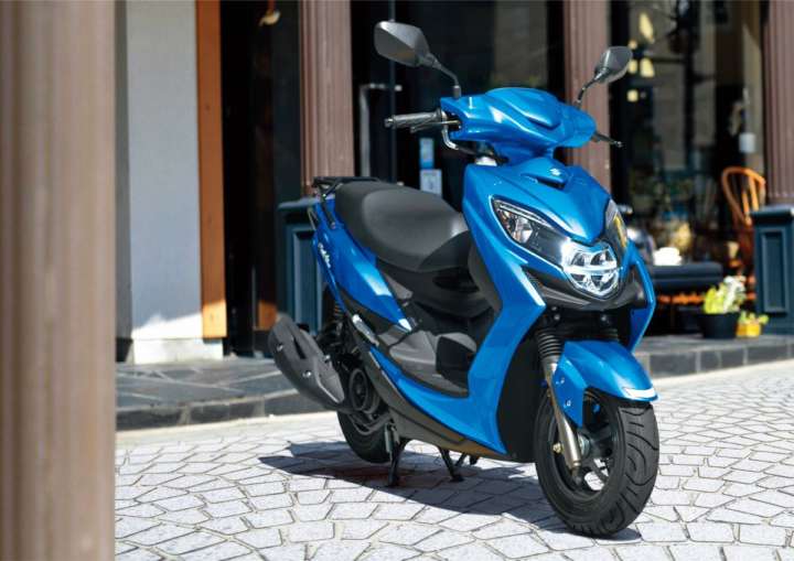 最新の原二スクーターはなんとusbポート付き Gp Part 2